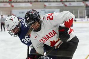 Comment la star de la PWHL de Toronto, Natalie Spooner, fait fonctionner le hockey et la maternité