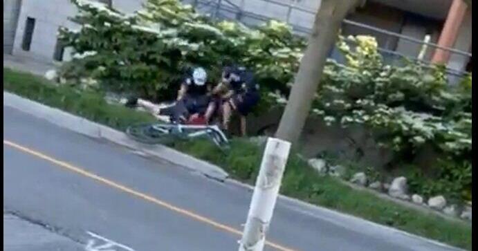 Toronto Police officer won’t be charged in cyclist arrest that led to head injury: SIU - Toronto Star