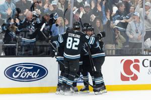 Mammoth win the first NHL playoff game in Utah, beating Vegas 4-2 for 2-1 series lead