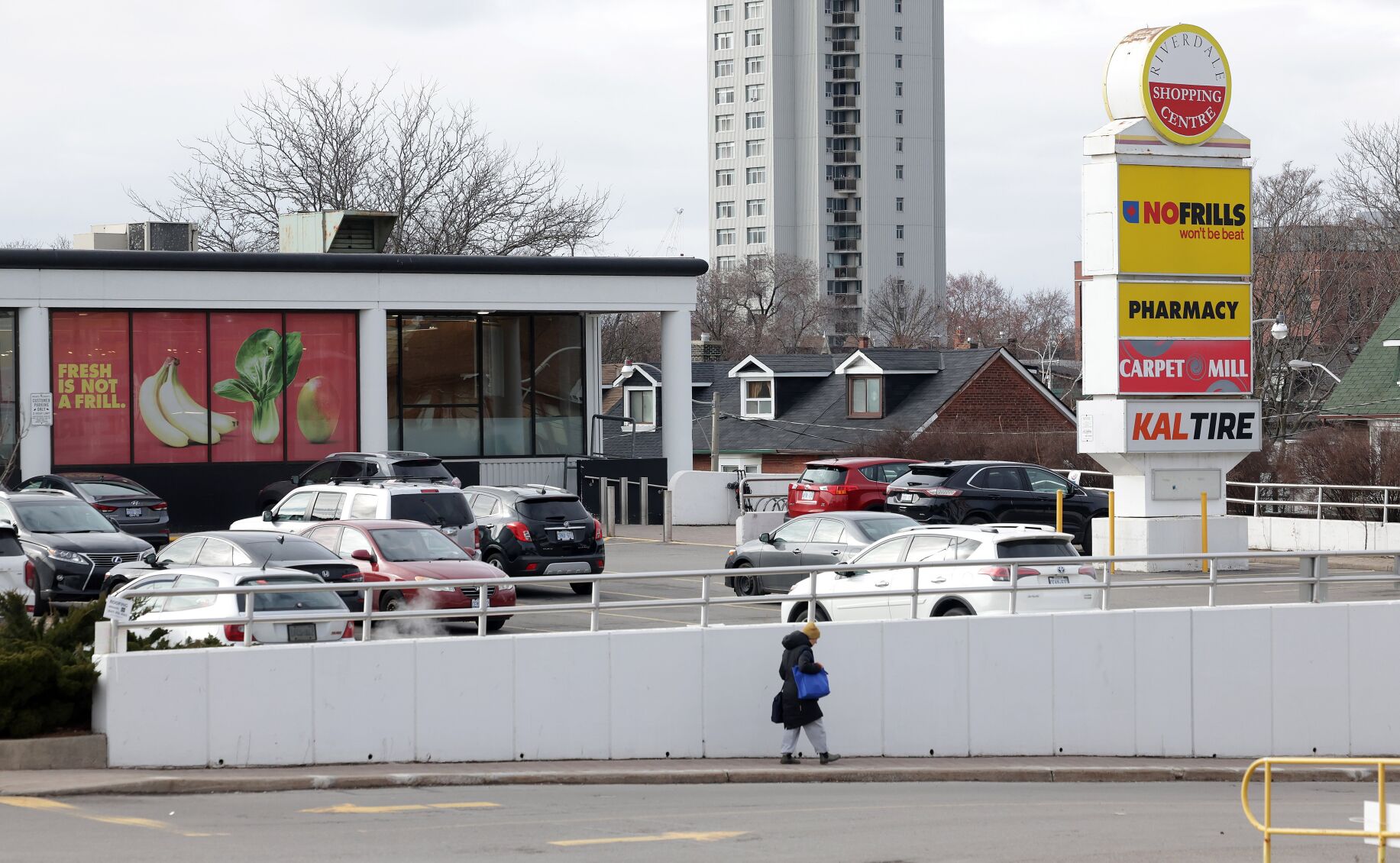 Popular No Frills the latest casualty of the Ontario Line