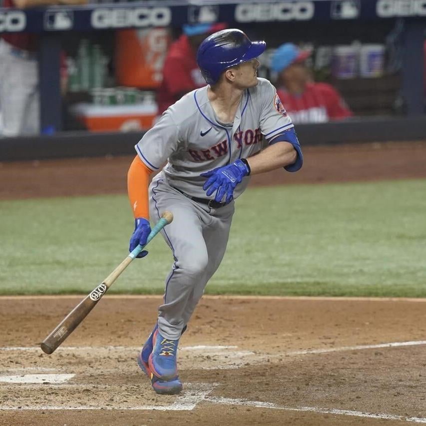 Canha's slam caps 8-run 4th inning, Mets rout Marlins 11-3