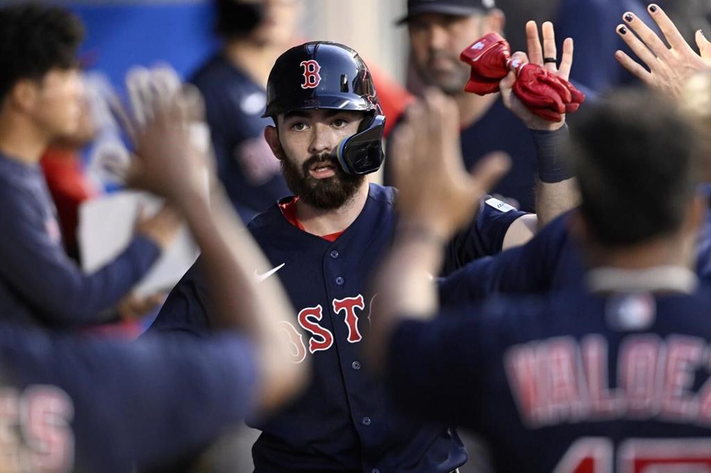 Moniak's homer in 8th inning propels Angels to 2-1 victory