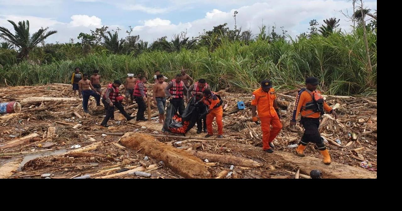 Flash floods, slides in eastern Indonesia kill at least 58