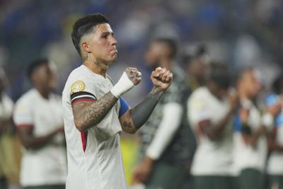 Chelsea's Fernández calls US heat dangerous, says FIFA should avoid afternoon World Cup kickoffs