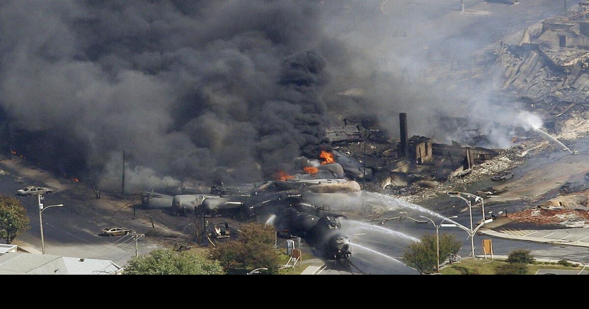 LacMégantic Engineer rushed to haul tankers away from crash, railway