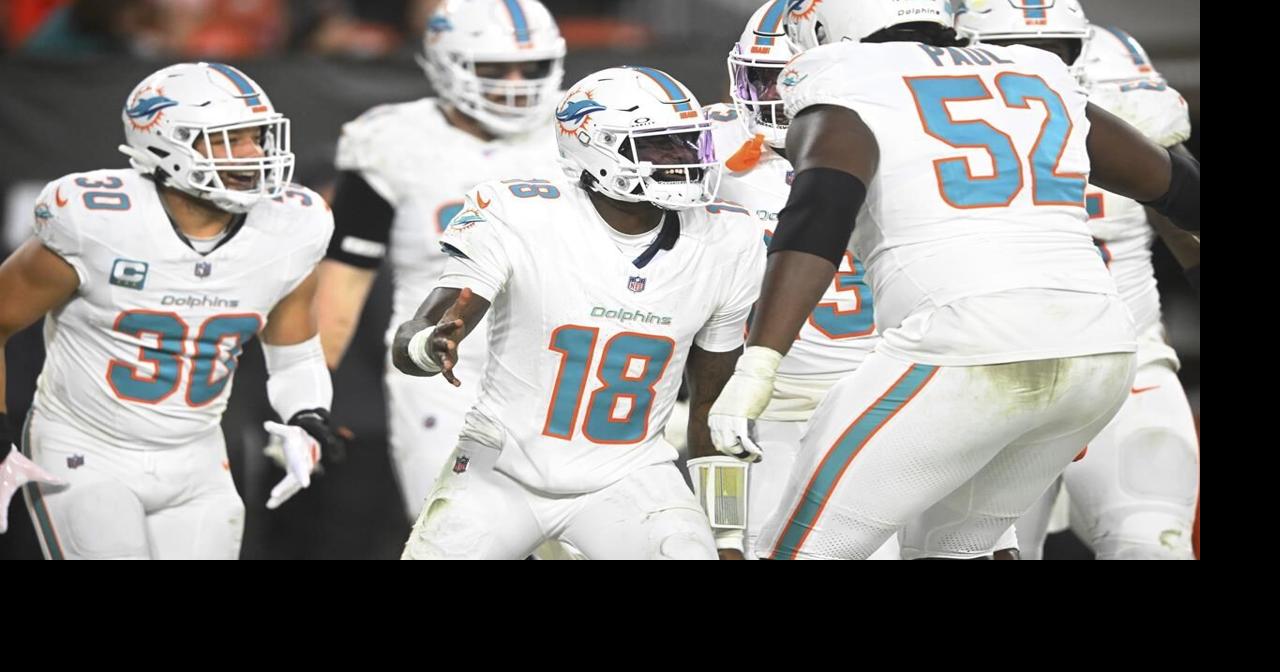 Huntley fills in for injured Tagovailoa, leads Dolphins past Browns 20-3 to keep playoff hopes alive