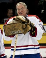 Hockey Hall of Famer Dryden finally gets his day with Cup