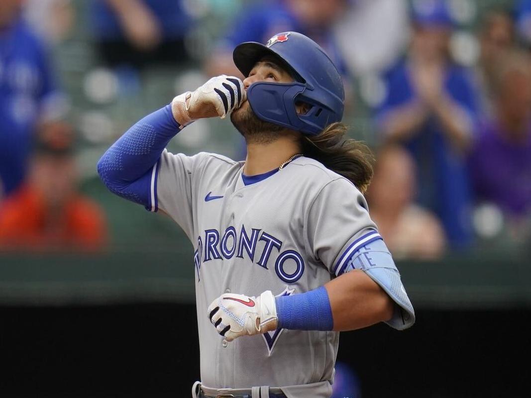 Bichette's homer, two RBI singles help Blue Jays complete sweep of