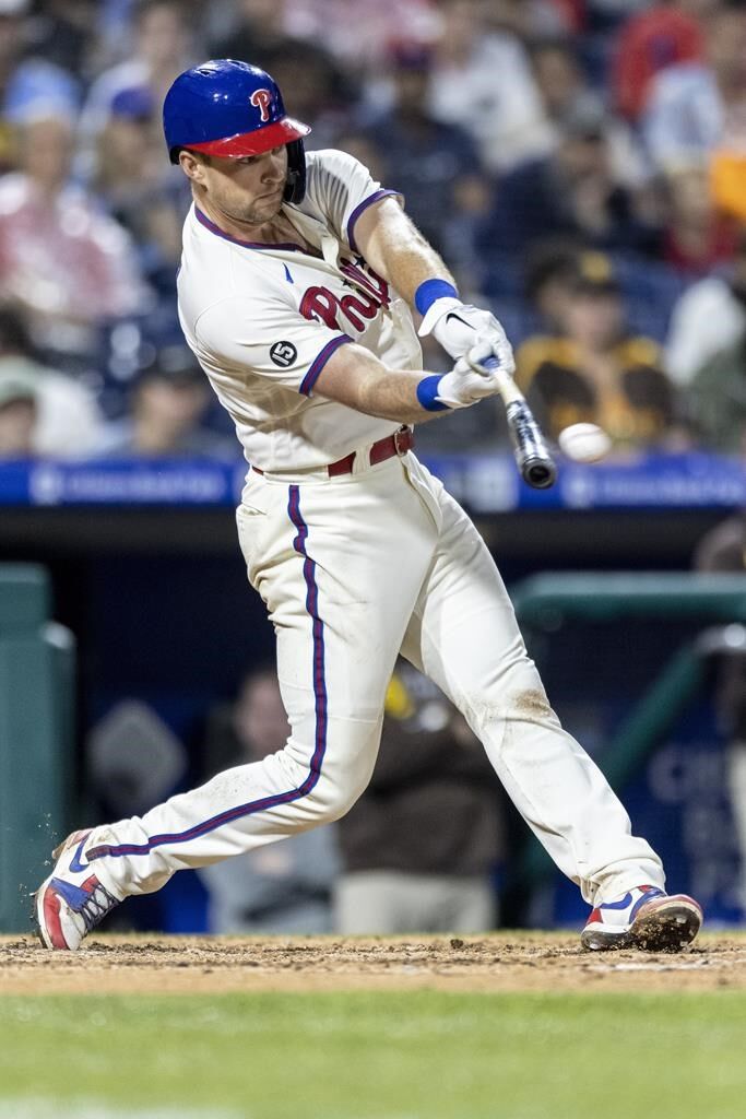 NLCS: Phillies maul Padres in Game 4 behind Harper, Hoskins and