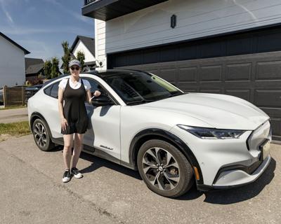 1-Danielle-Hornby-Mustang-Mach-E.jpg