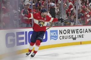 Sam Bennett says he's staying in Florida with hopes Panthers turn into a dynasty