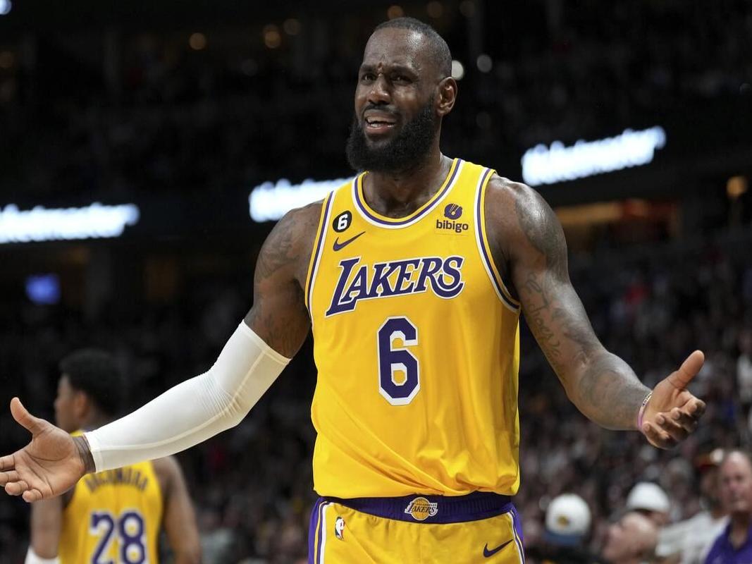 Filthy. LeBron with the 6 again  Lebron james lakers, Lebron