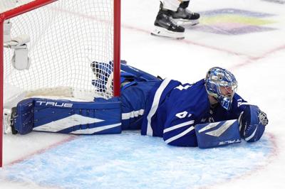 Leafs goaltender Anthony Stolarz skates before practice; no timeline for a return