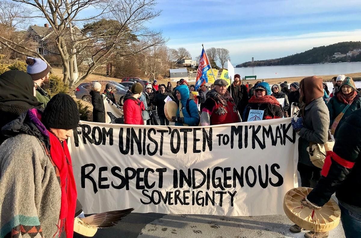 Halifax Protesters Stop Rush-hour Traffic To Show Solidarity With Wet ...