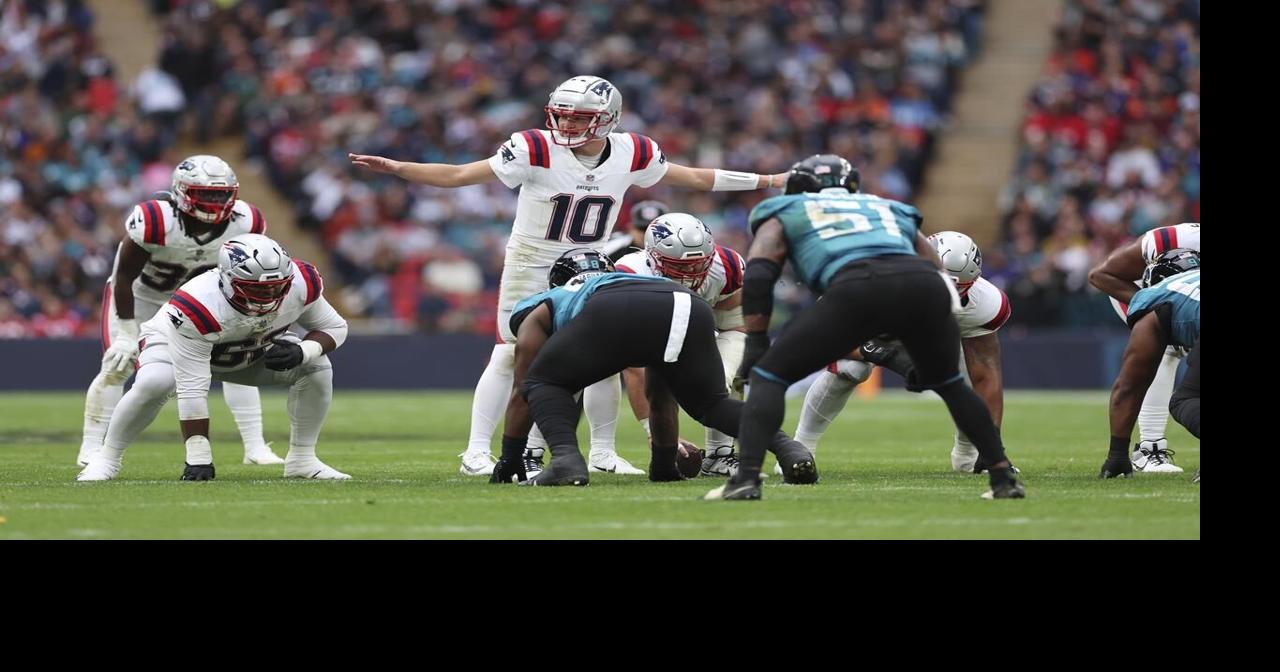 Patriots coach Jerod Mayo calls his team 'soft' after 6th straight loss