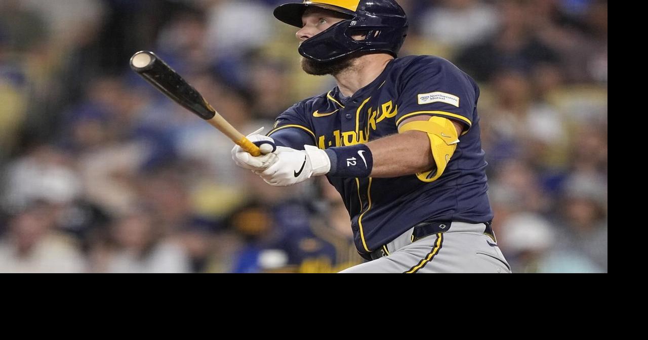 Smith homers 3 times, Freeman singles in the go-ahead runs in 8th and Dodgers beat Brewers 8-5