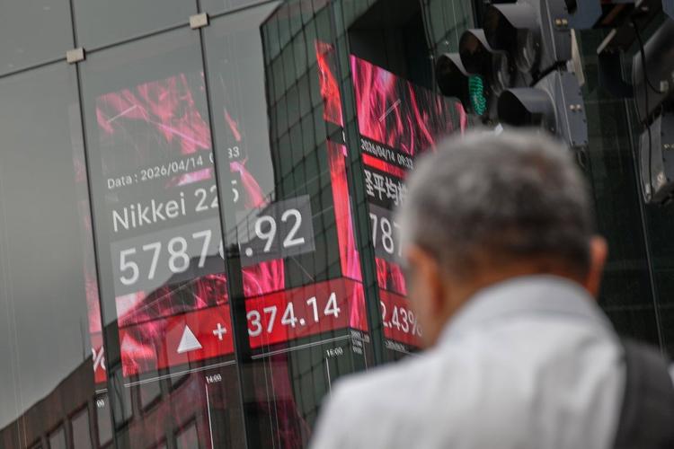 Wall Street Rallies to the Edge of Its All