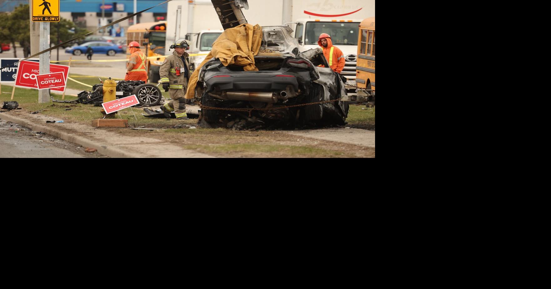 1 dead after being trapped in vehicle on fire in Scarborough