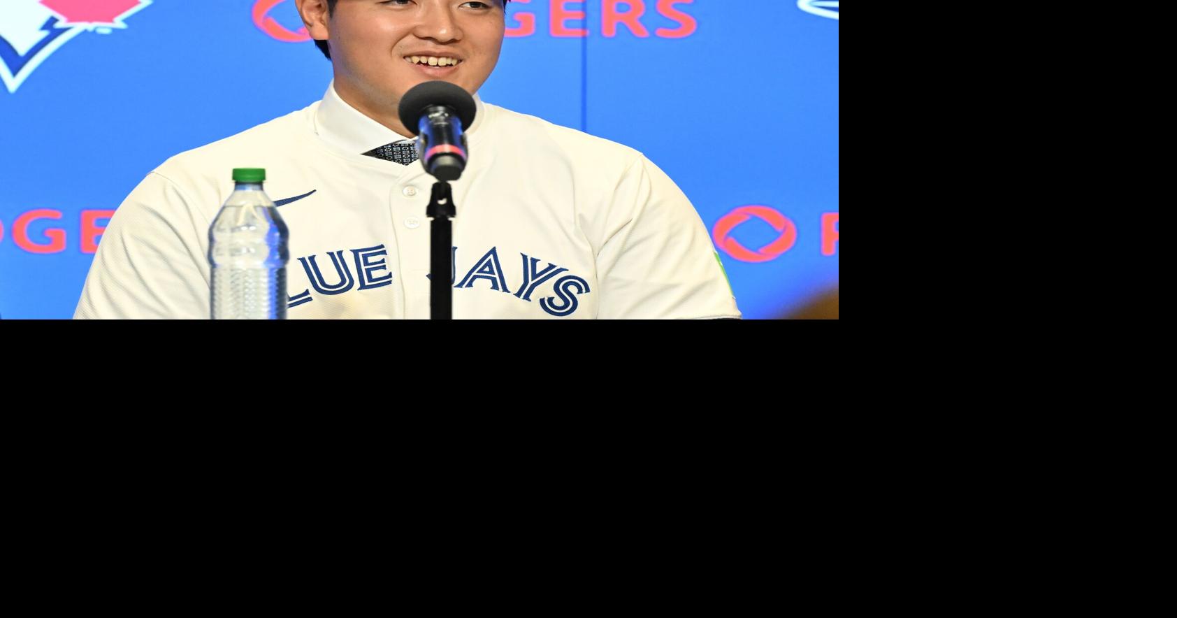 Listen: We get an up-close-and-personal scouting report on new Blue Jay Kazuma Okamoto