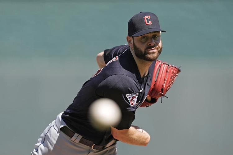 Velázquez homers, Zerpa shuts down Guardians as KC finishes sweep with 6-2  win - ABC News