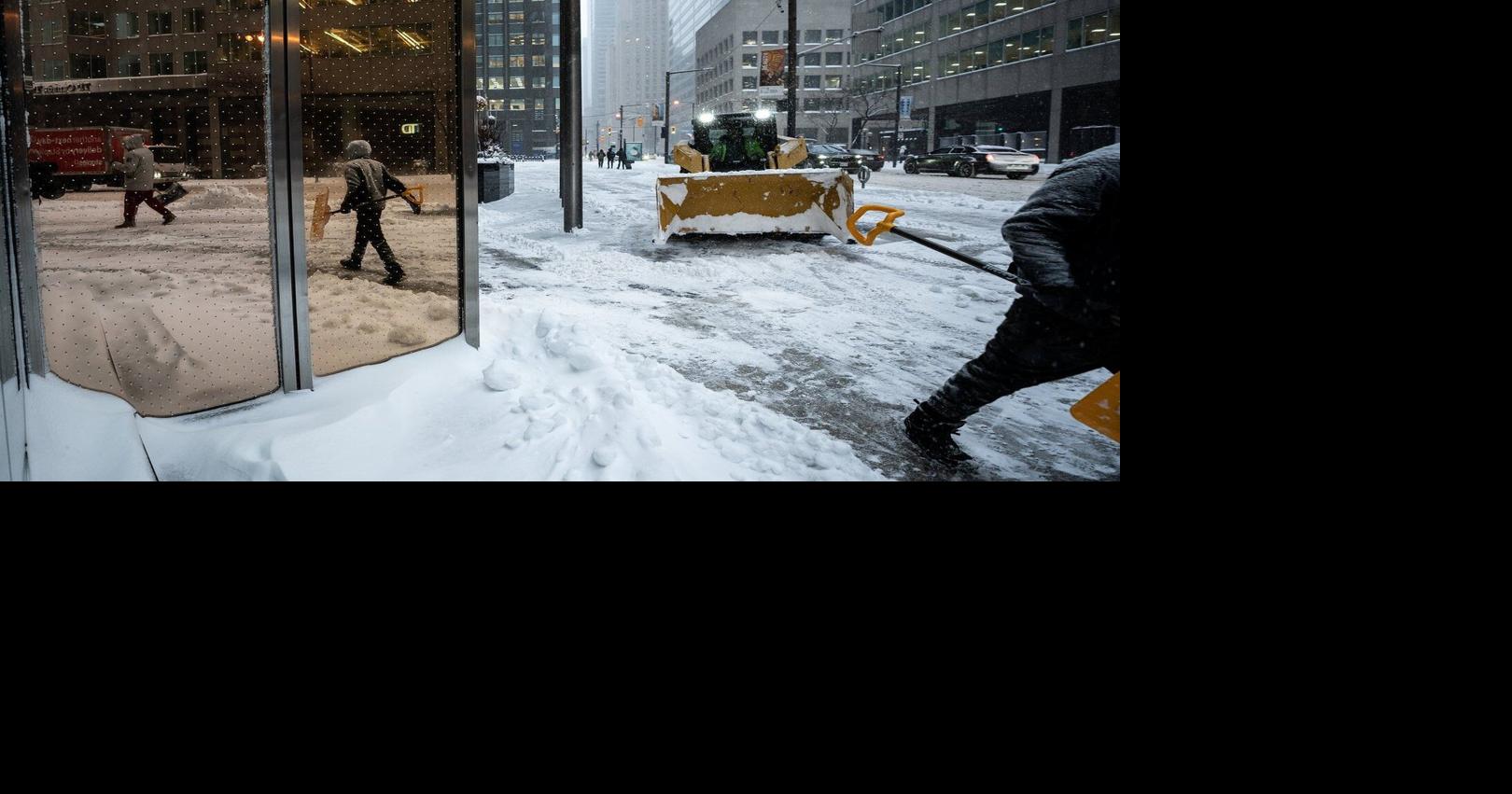 ‘A huge problem’: Toronto snowstorm highlights accessibility issues, disability advocates say