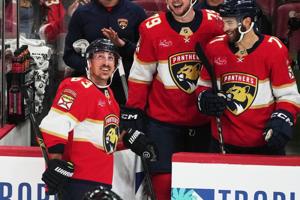 Foerster scores late as Flyers beat Panthers 4-2, rallying from 2-0 deficit to beat Cup champs