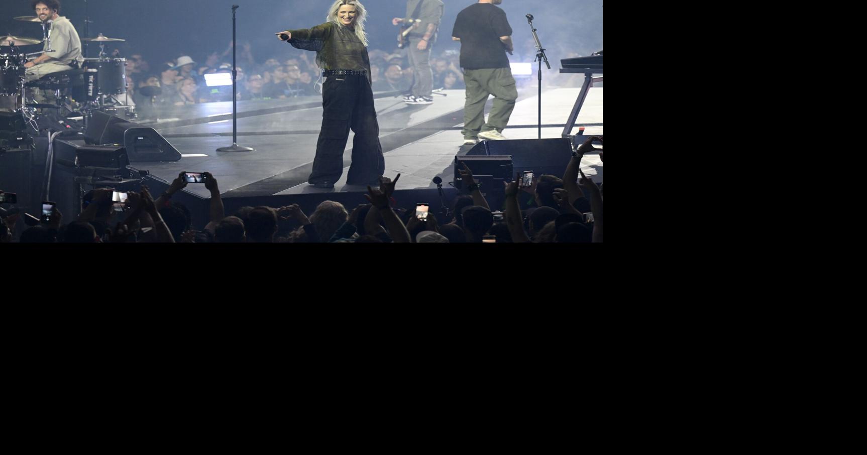 New Linkin Park singer Emily Armstrong responds to criticism over past ...