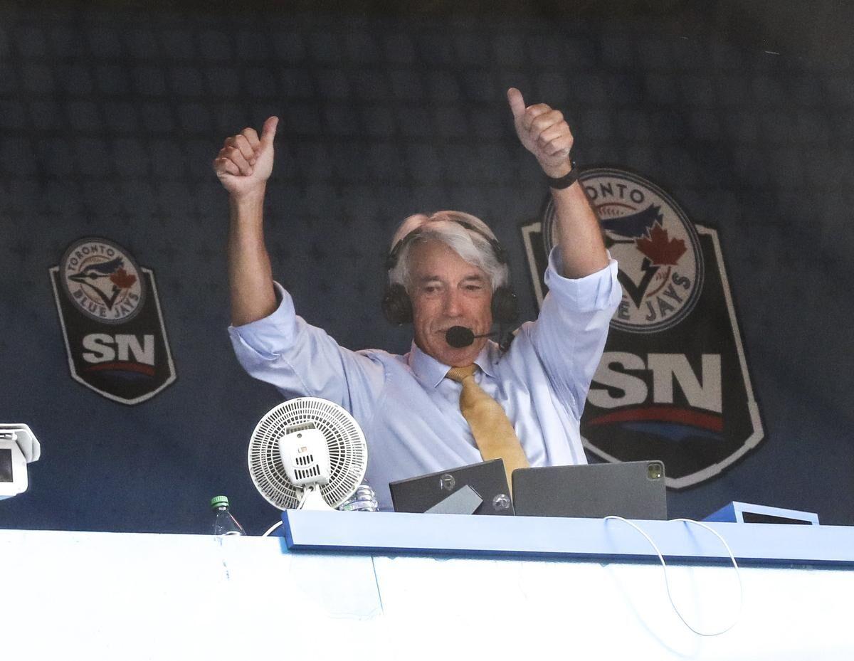 Buck Martinez goes back to the booth to the joy of Jays players, coaches  and fans