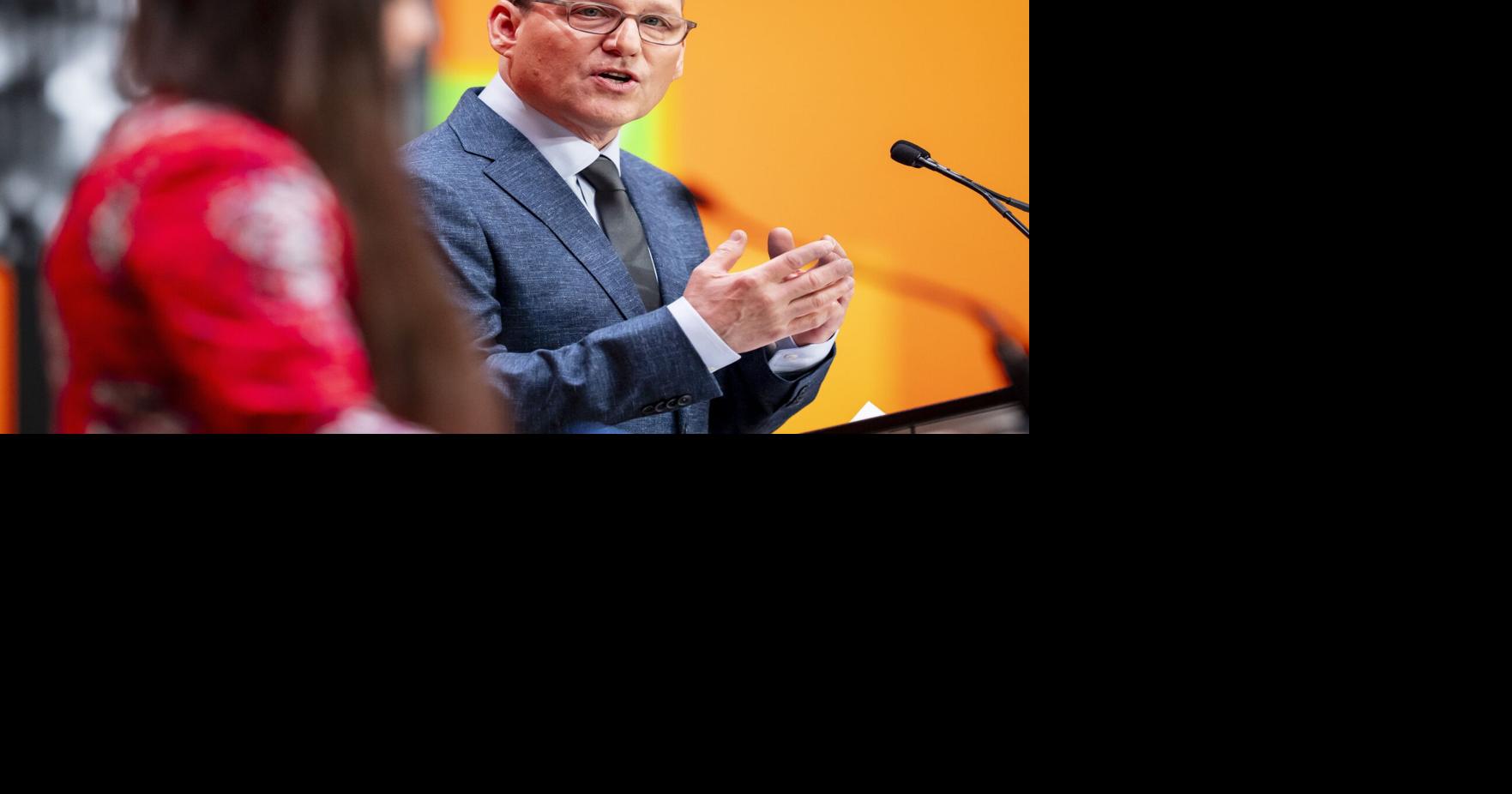 NDP leadership candidates pitch ideas for party rebuild, touch on pipeline accord in first debate