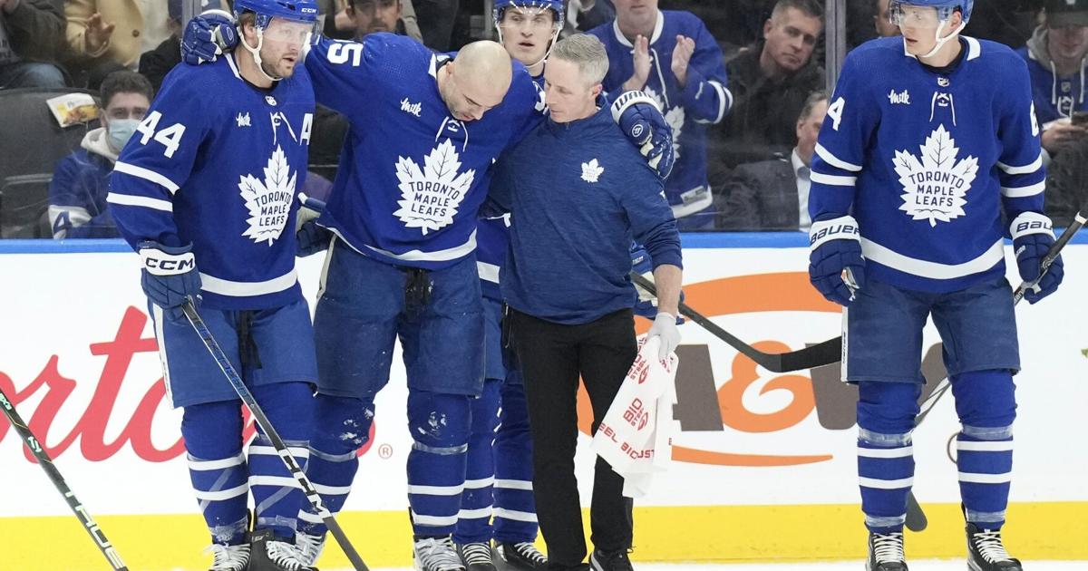 Leafs notebook: Giordano has rough ending to difficult morth