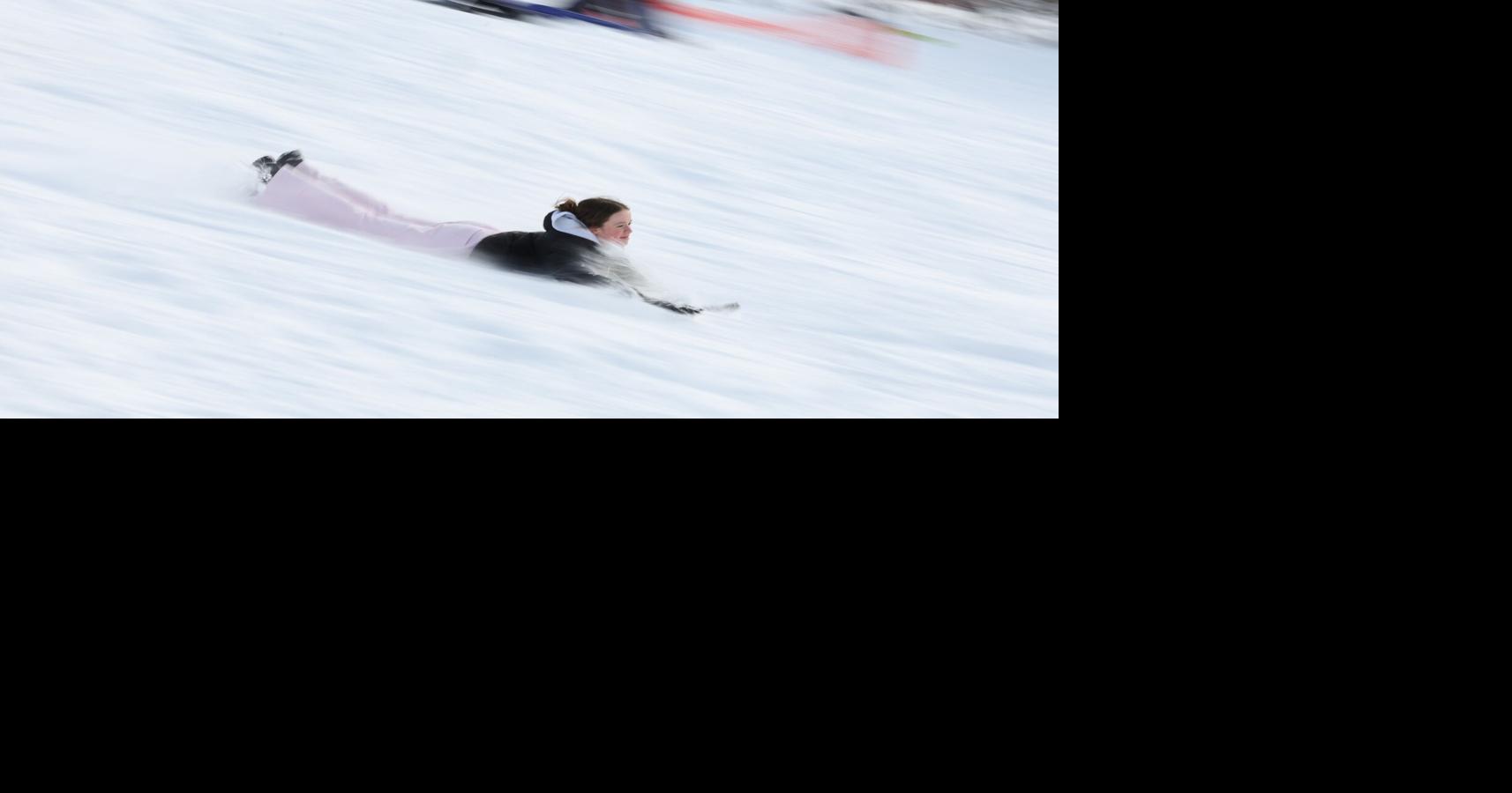 Toronto snow recap: TDSB and other GTA school boards will reopen Tuesday; record snowfall cleanup to take days; city under cold weather warning