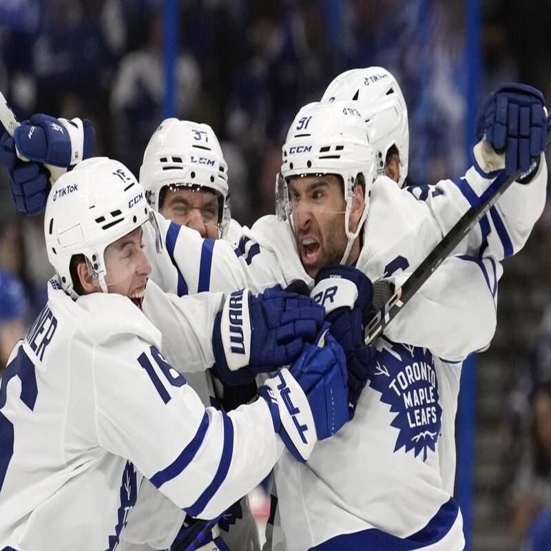 Tavares scores 2 power-play goals to lift Maple Leafs over Jets