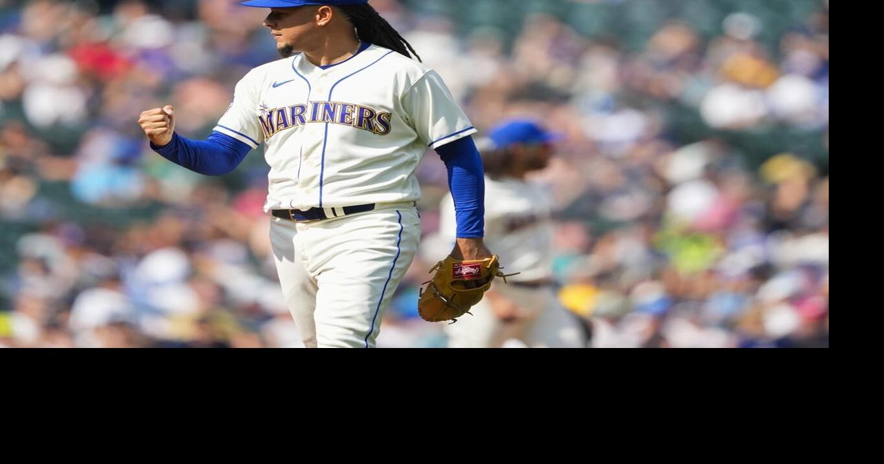 Luis Castillo stars as Mariners beat Royals 3-2 to grab sole possession ...