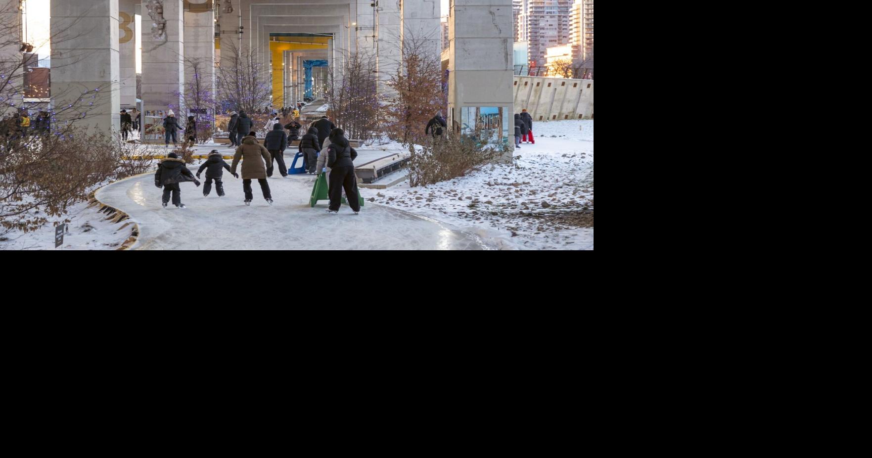 These 5 fun, free activities will help you soak up Toronto’s holiday magic