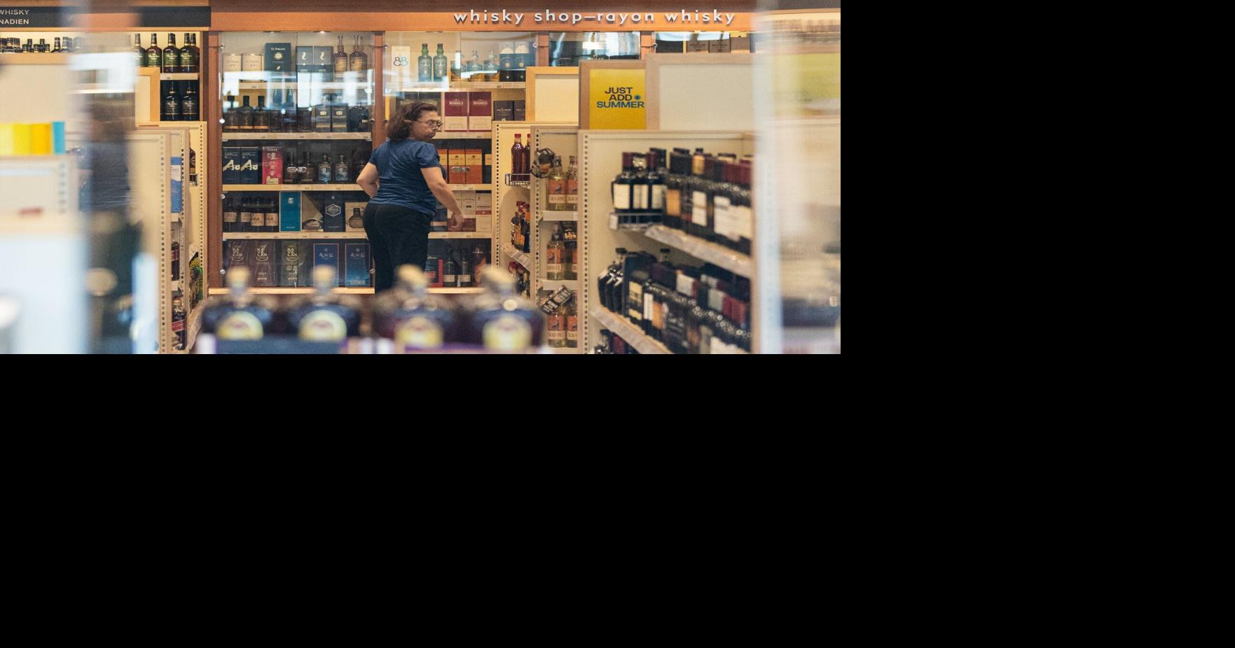 Ontario budget says wholesale booze pricing scheme will cost LCBO 0M a year in lost revenue