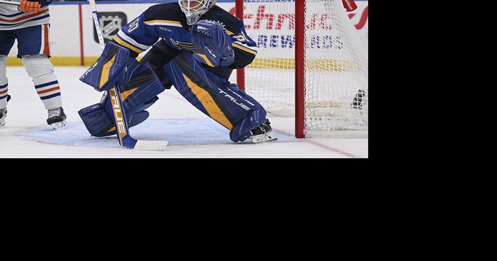 Radek Faksa scores in the 10th round of the shootout to give Blues a 6-5 win over Blackhawks