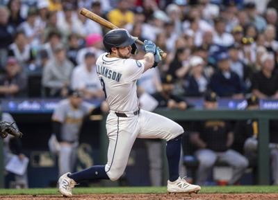 Williamson has RBI double, Castillo strikes out 8 in 7 innings as Mariners beat Pirates 1-0