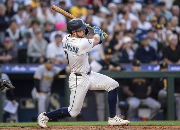 Williamson has RBI double, Castillo strikes out 8 in 7 innings as Mariners beat Pirates 1-0