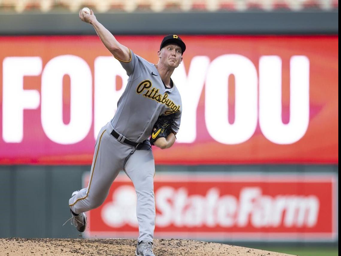 Pirates take advantage of a fortunate bounce to slip by Yankees 3