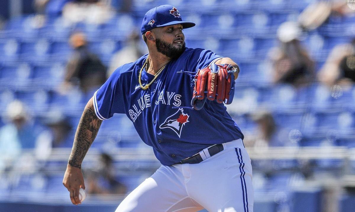 Alek Manoah strikes out 7 straight batters vs. Yankees