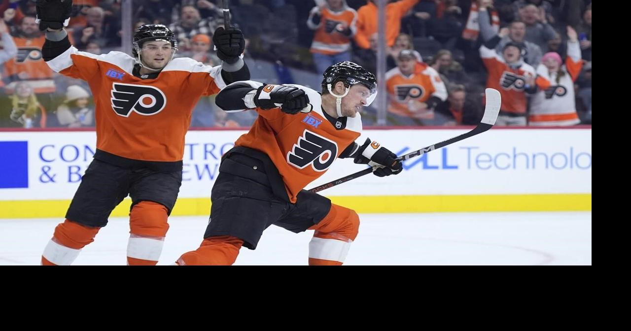 Panthers waste early 3-goal lead, rally with 3 goals in final minutes to top Flyers 7-5