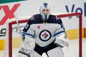 Sharks acquire goaltender Laurent Brossoit in a trade with the Blackhawks