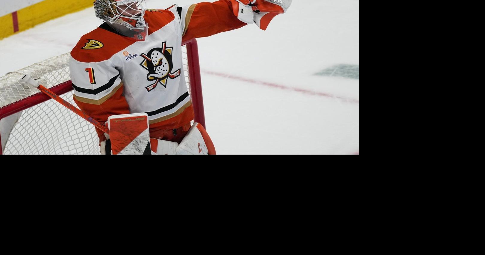 Granlund, Gauthier score in shootout as Ducks beat Avalanche 2-1