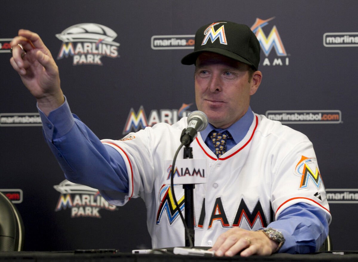 Former Marlins catcher Mike Redmond will be introduced as new manager Friday