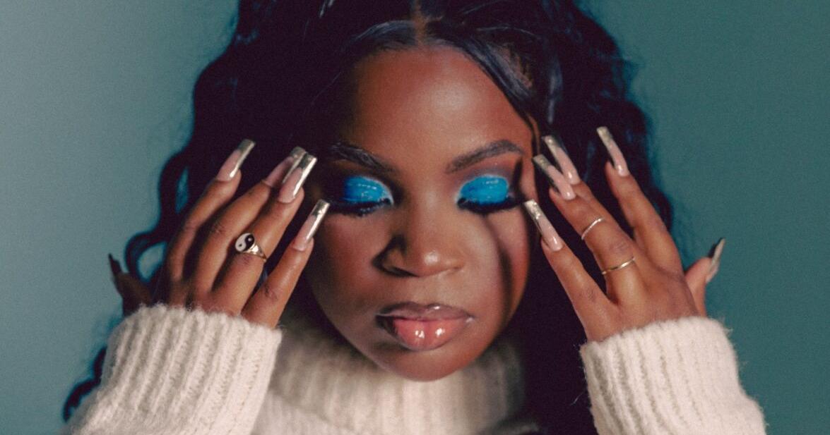 Holiday Traditions(5).jpg Savannah Ré