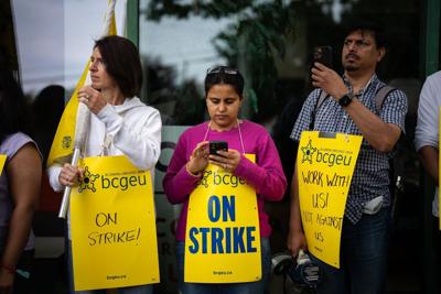 CP NewsAlert: Public service workers' pickets expand to B.C. liquor stores