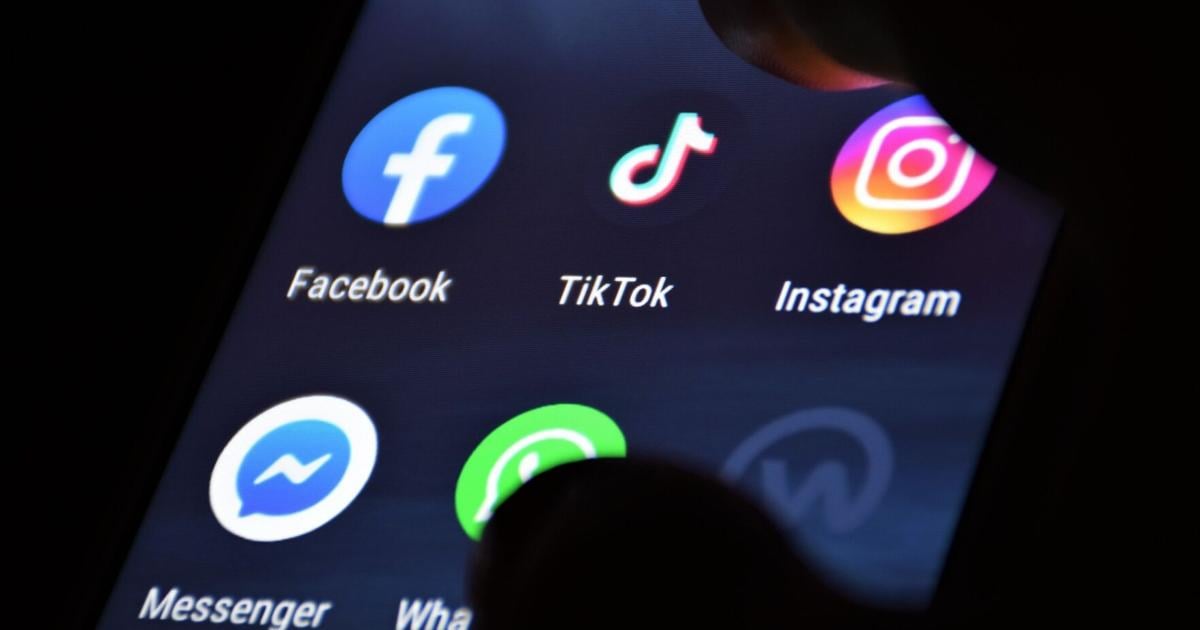 Social media ban for kids expected as Carney government set to table online harms legislation