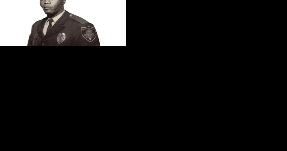 Leroy Stover Birminghams first Black police officer dies at 90