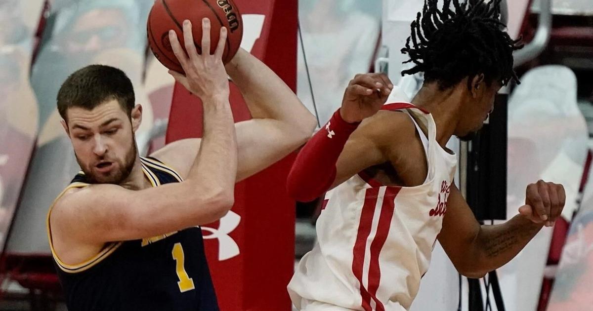 After shaking off rust, No. 3 Michigan eyes rolling Buckeyes