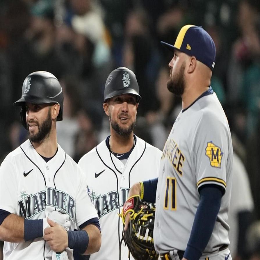 Mariners taken aback by fan throwing ball on field and grazing